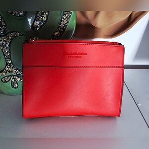 Elizabeth Arden Red Cosmetic Bag Sleek Minimalist Design